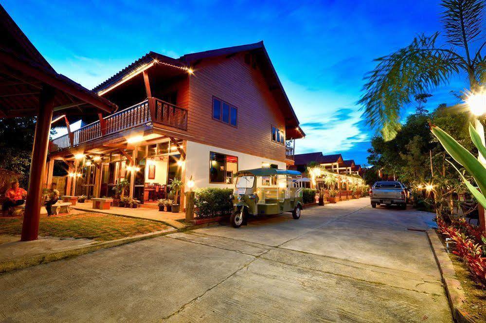 Avila Resort Pattaya Jomtien Exterior foto